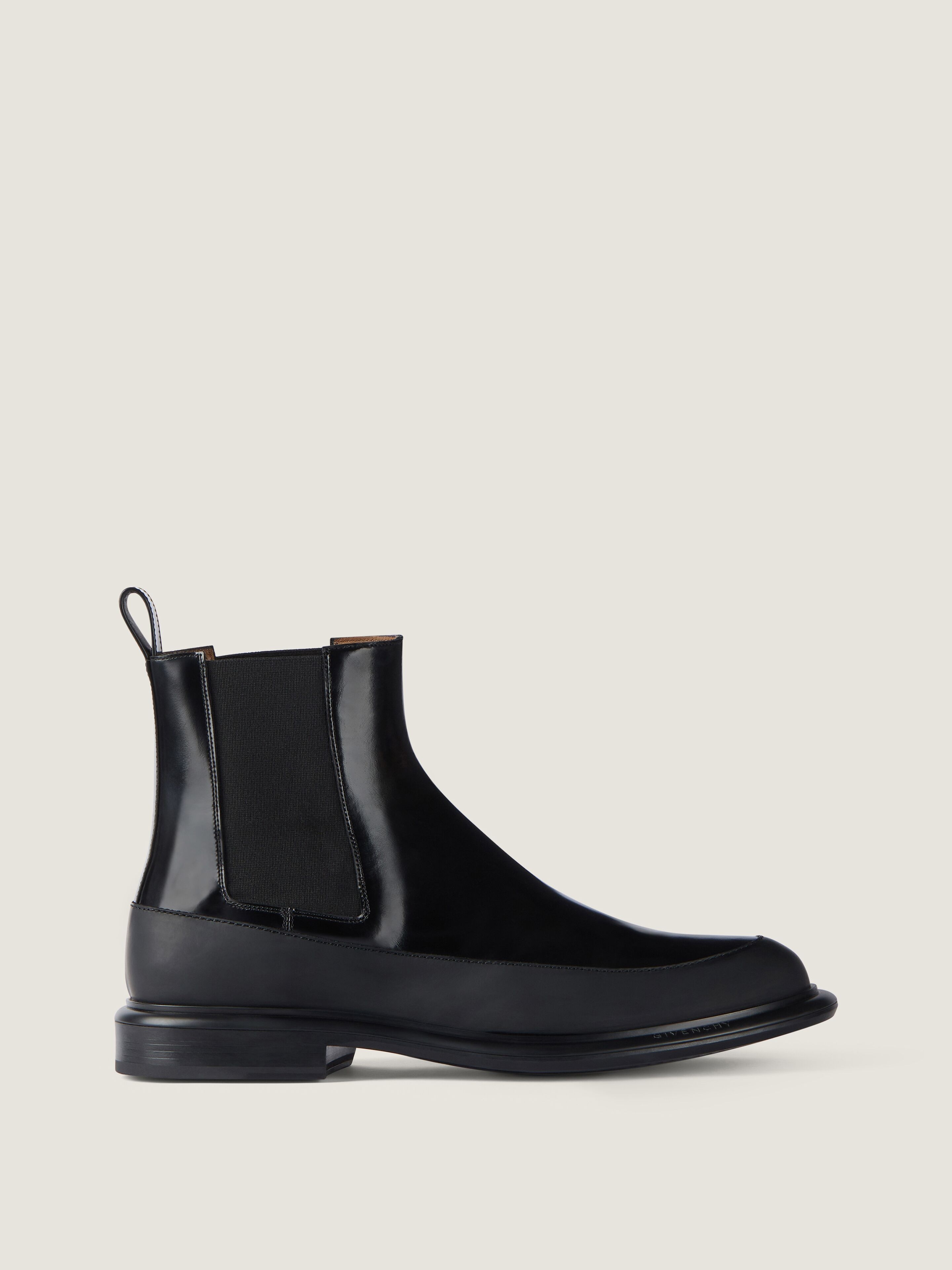Gent chelsea boots in brushed leather